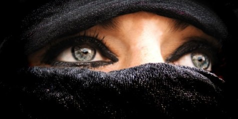 Woman-in-Burka-620x310