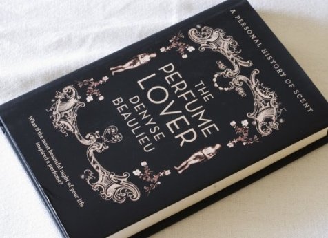 the-perfume-lover-01